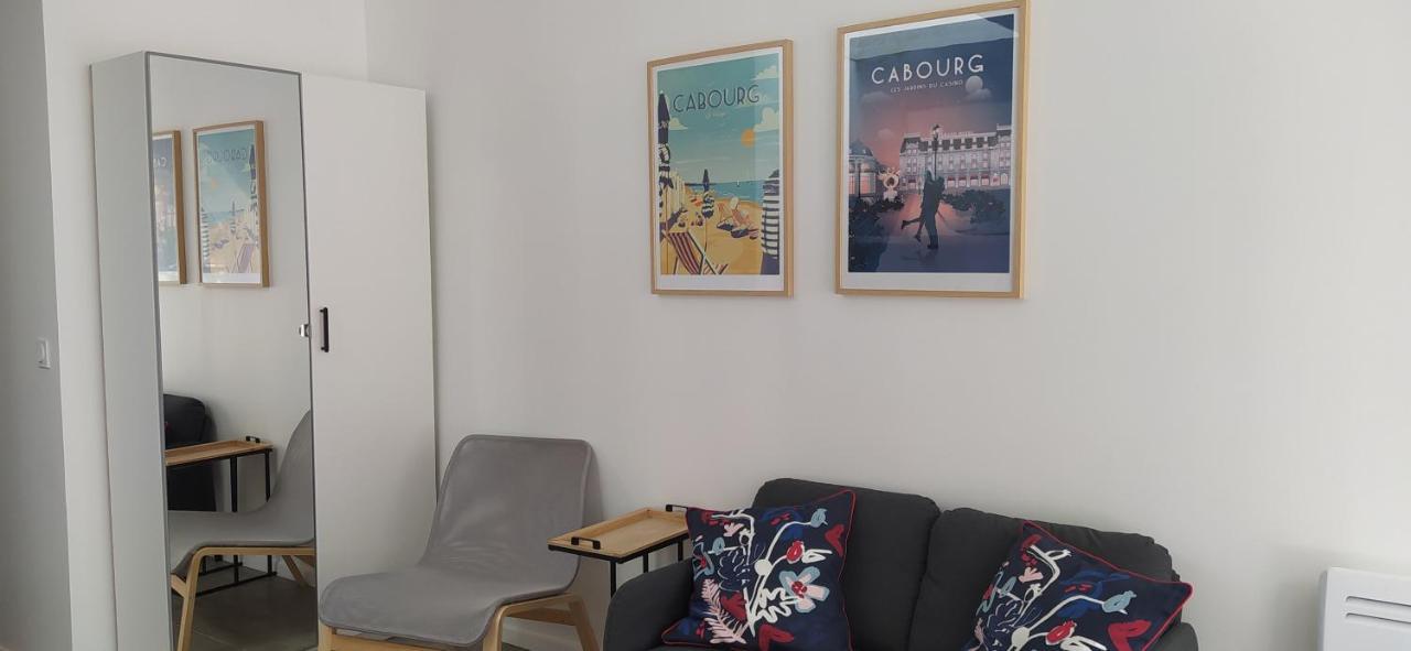 Charmant Et Lumineux Logement, Au Coeur De Cabourg Exteriér fotografie